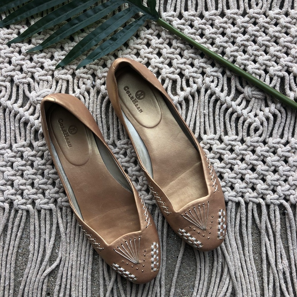 Cole Haan Flats Size 8 1/2 Gold with Stitched Designs